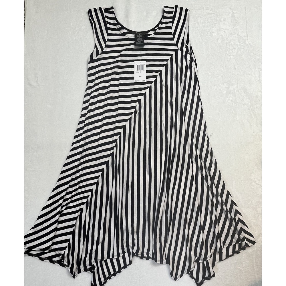 Premise Dress Women's MEDIUM Black White Striped Asymmetrical Shift Lines NEW